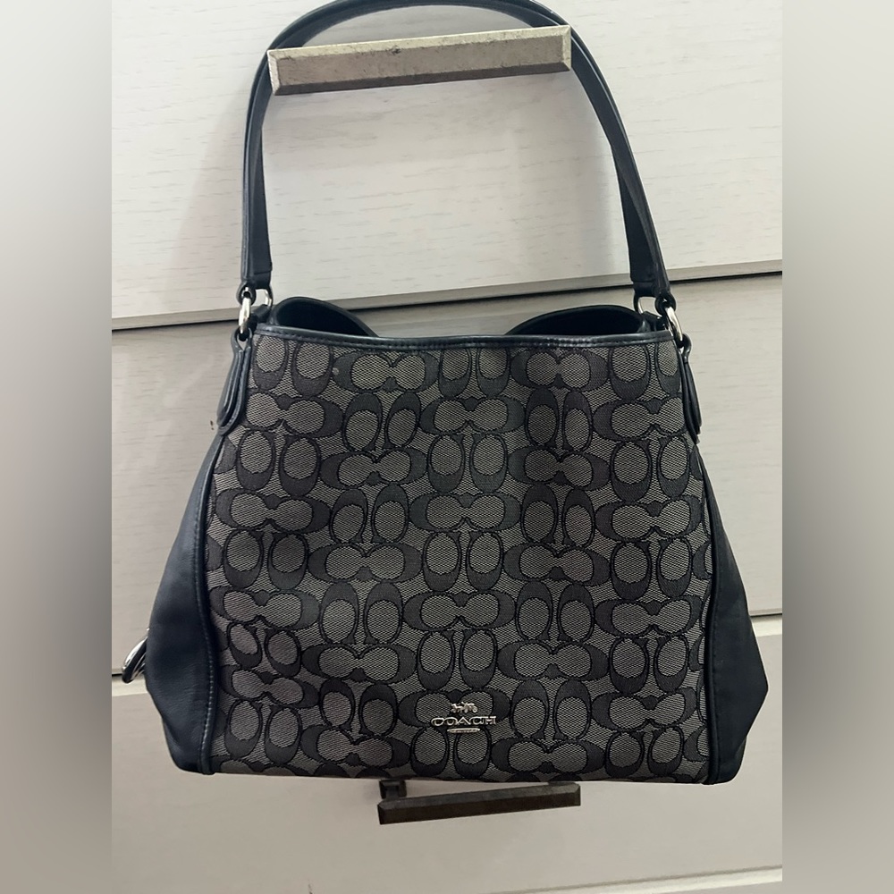 Coach purse🖤